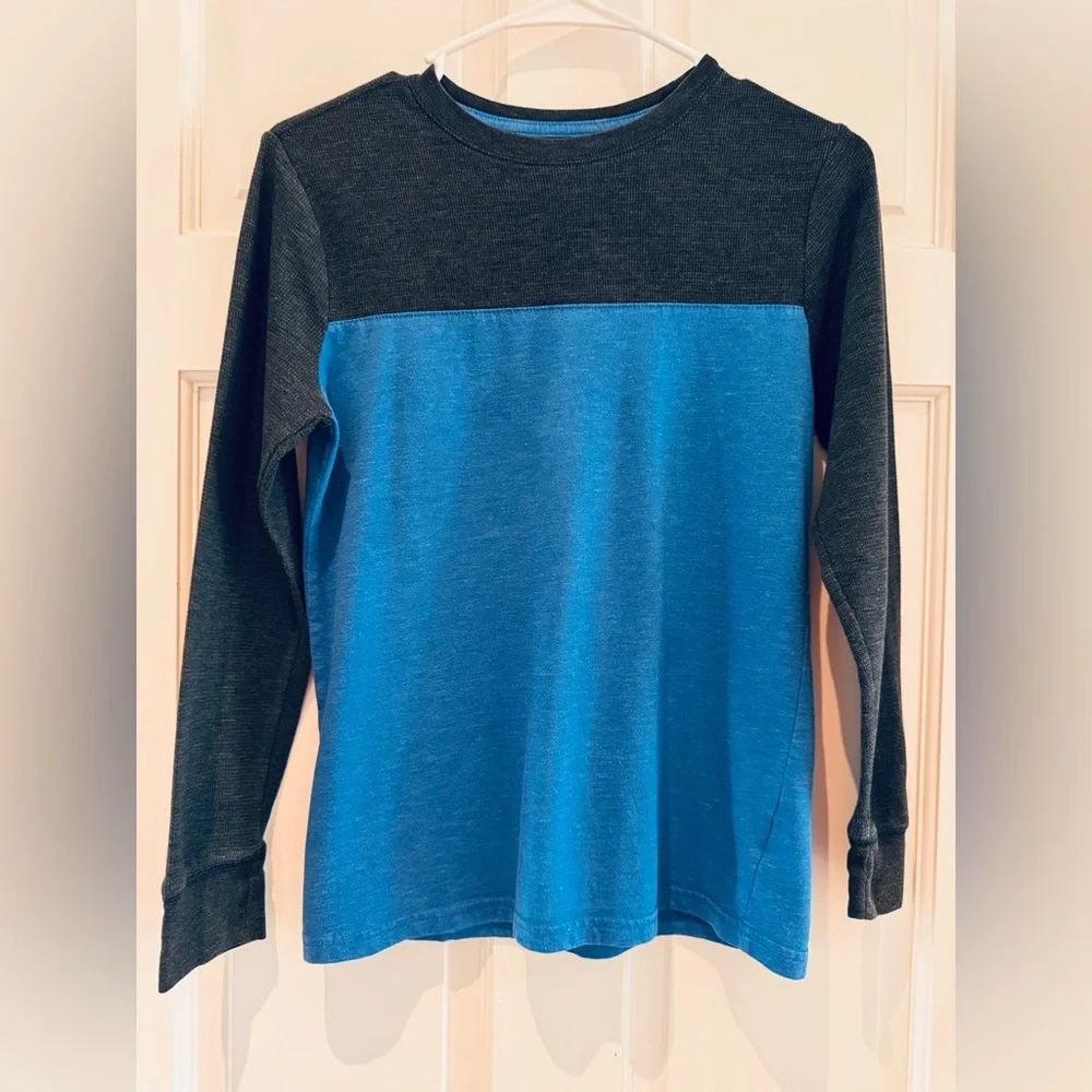 Cat & Jack Boys Long Sleeve T-Shirt – Size Large (12-14)